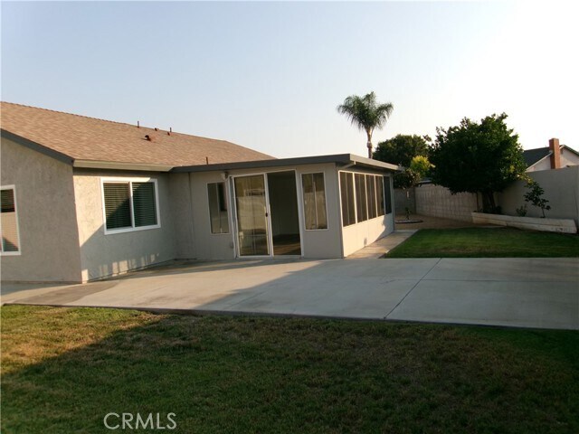 Building Photo - 11131 Davenport Pl