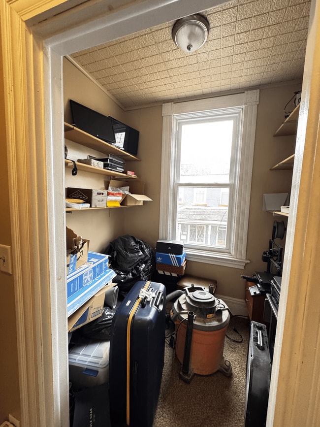 Building Photo - 3-Bedroom Student House – Available August 1st, 2026