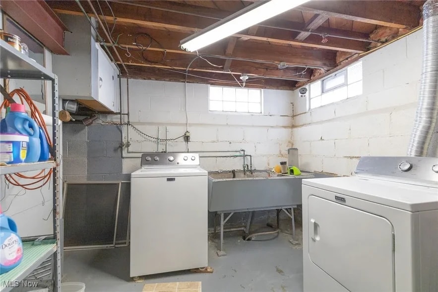 Laundry - 5918 Ira Ave