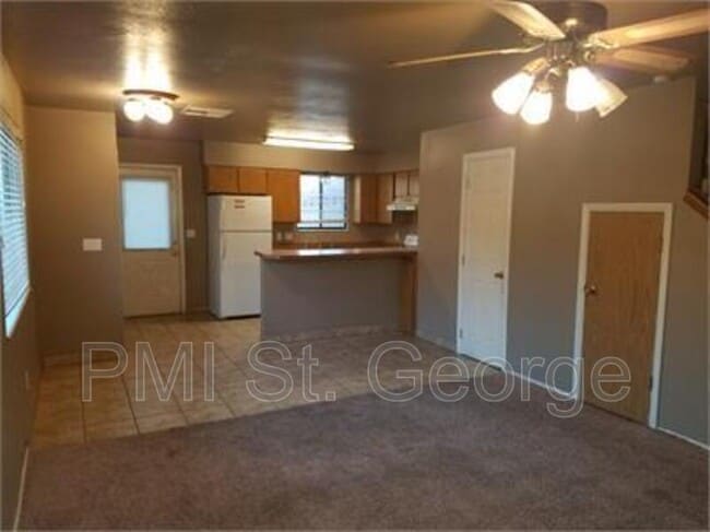 Building Photo - 1749 W 1020 N