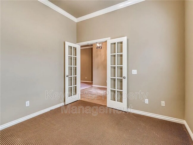 Building Photo - 16501 Moorgate Ln