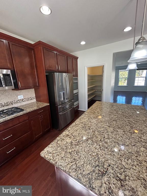 Building Photo - 2871 Burrows Ln