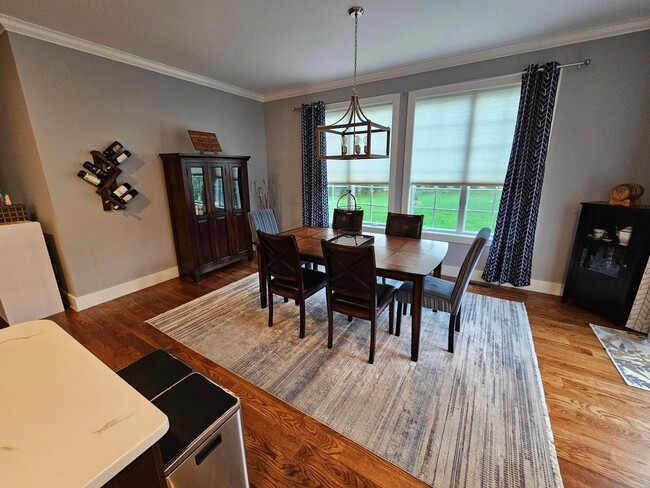 Building Photo - Spacious New House in Newtown