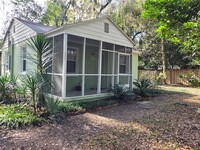 Building Photo - Charming Bungalow for Rent – Freshly Paint...