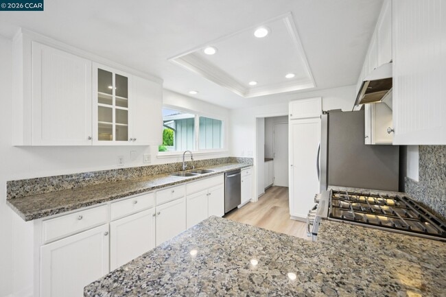 Building Photo - 2137 Presidio Ct