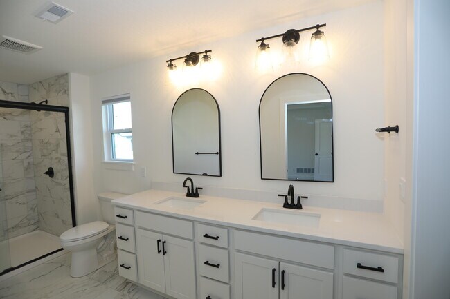 Building Photo - 4605 Chambers Bay Dr