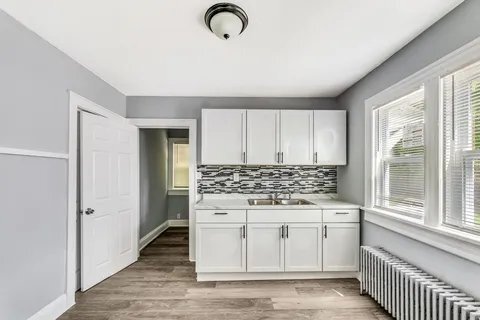 Building Photo - 4858 N 54th St