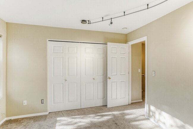 Building Photo - 14120 SW Barrows Rd