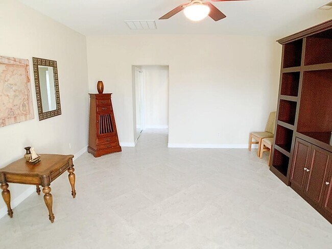Building Photo - 41177 Bear Creek St