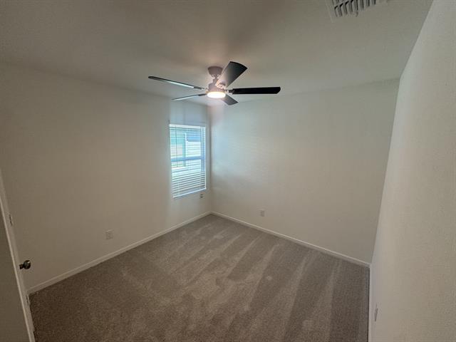 Building Photo - 423 Finch Cir