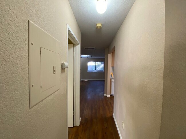 Building Photo - Tuscany Place Triplex