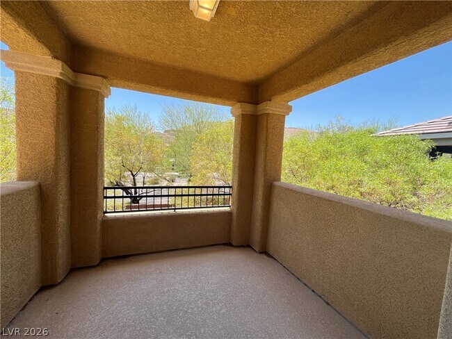 Building Photo - 5547 Fairmeade Way