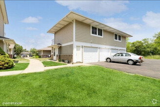 Building Photo - 1365 Fremont Dr