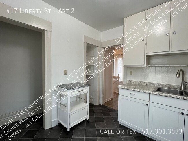 Building Photo - 417 Liberty St