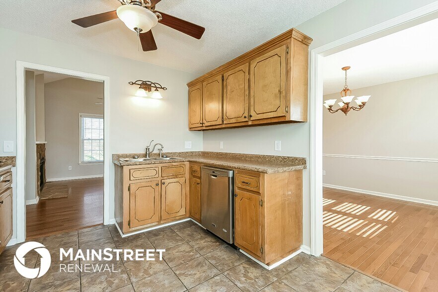 Building Photo - 34 Moriah Way