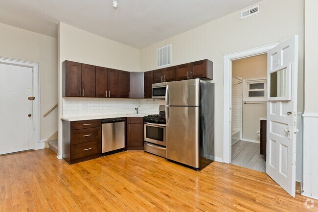 Building Photo - 1431 W Belmont Ave