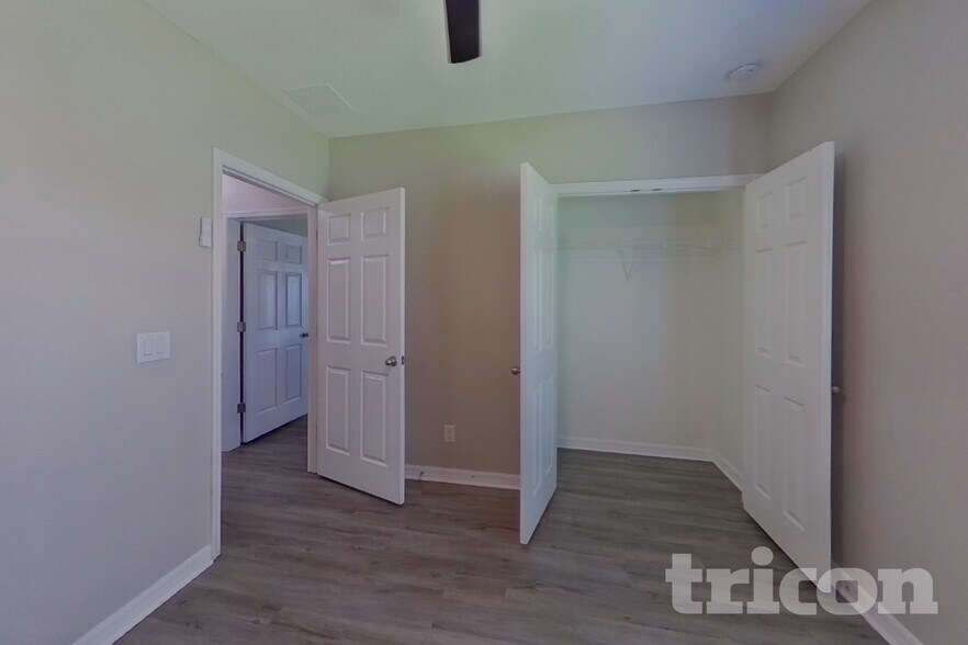 Building Photo - 3720 Briarwood Estates Cir