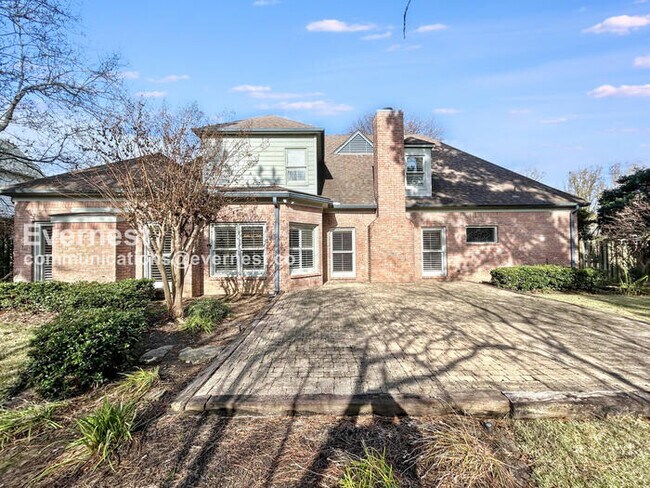 Building Photo - 10265 Buckland Bluff Cove