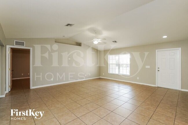 Building Photo - 1029 Butler St E