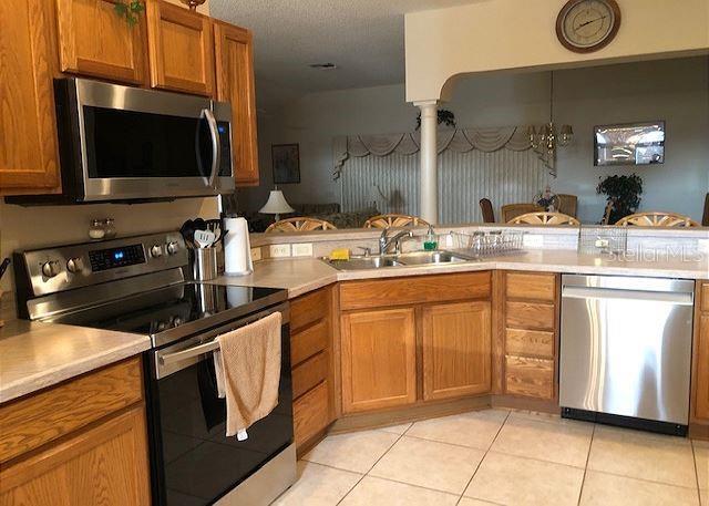 Building Photo - 1506 Alcaraz Pl