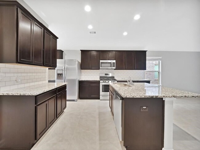 Building Photo - 29711 Breakwater Dr