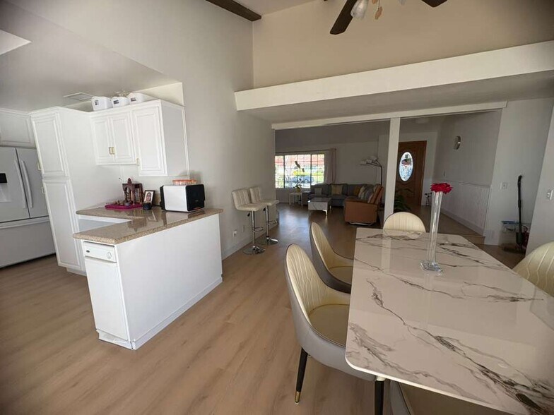 Building Photo - 2959 Texas Ave