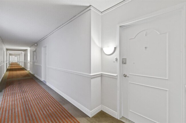 Building Photo - 5401 Collins Ave