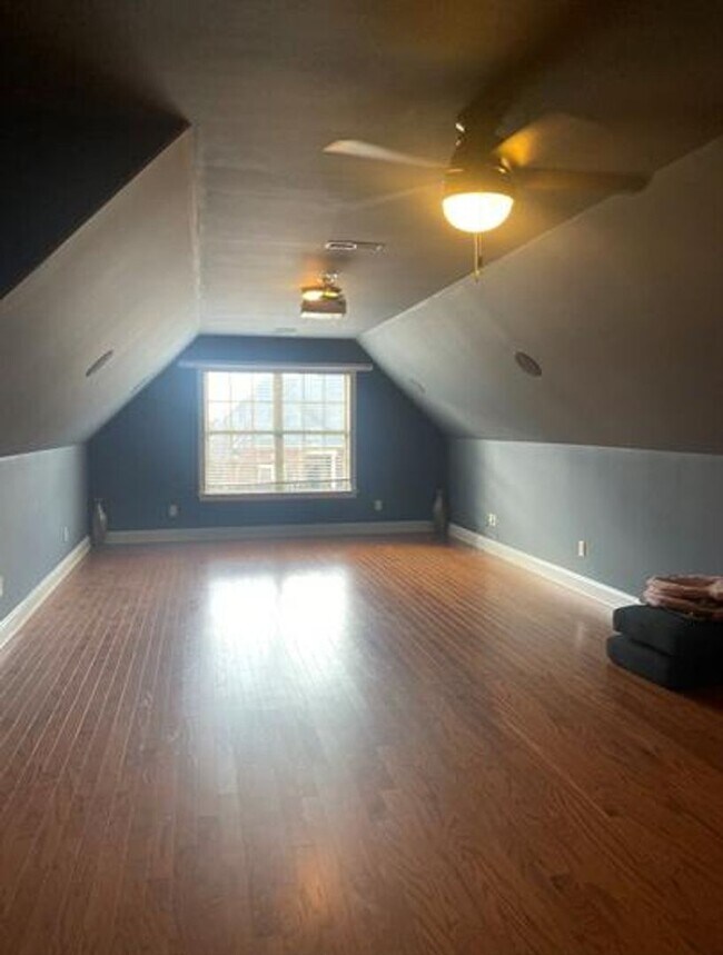 Building Photo - Coming Soon - Immaculate 4-BR Rental in Desirable Whitworth Farms! **FENCED YARD**