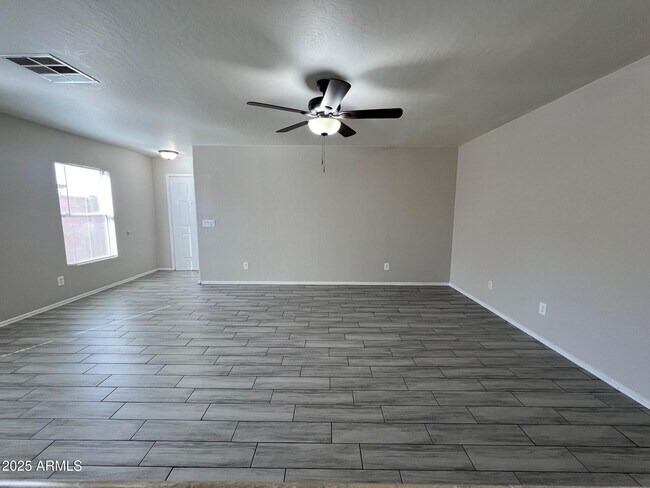 Building Photo - 28516 N Epidote Dr