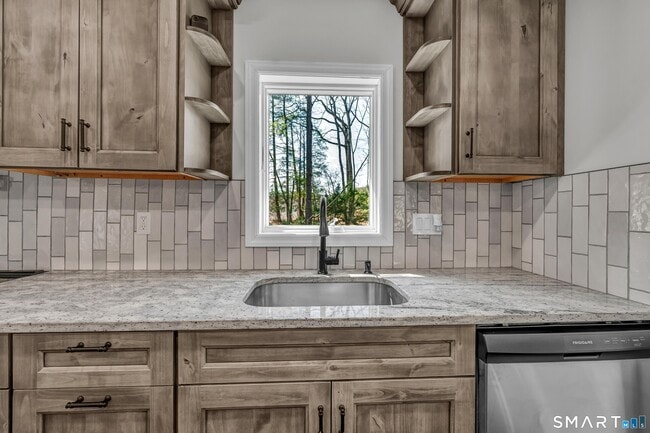 Building Photo - 240 Great Plain Rd