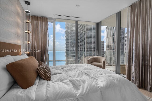 Building Photo - 300 Biscayne Blvd