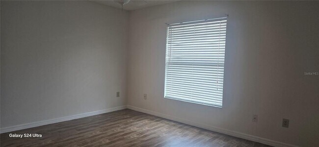 Building Photo - 6299 Arlington Ct