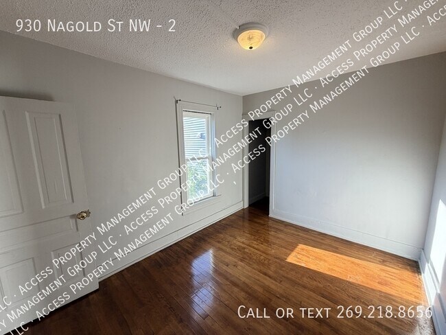 Building Photo - 930 Nagold St NW