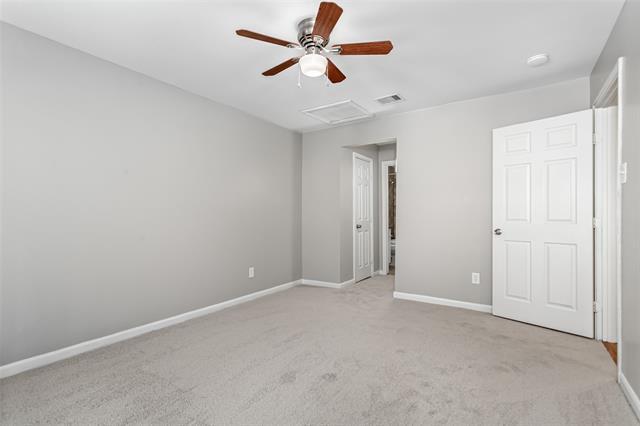 Building Photo - 4931 Junius St