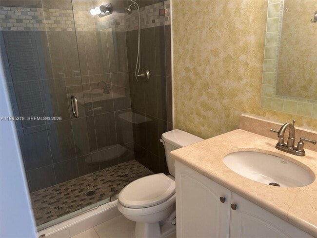 Building Photo - 400 Leslie Dr