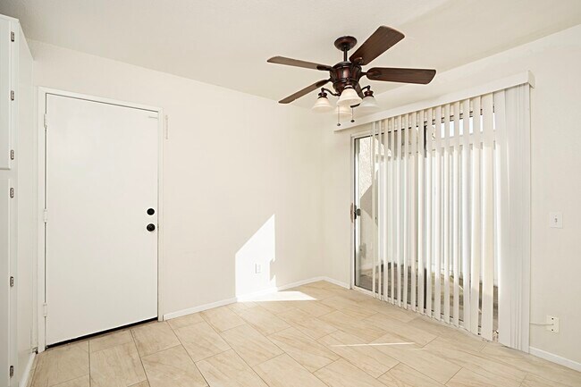 Building Photo - 31594 Corte Salinas