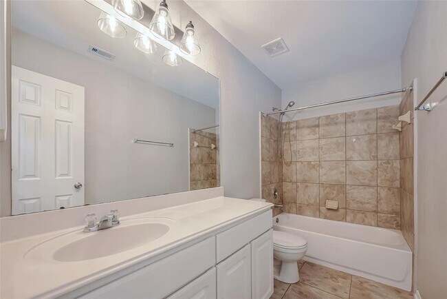 Building Photo - 5119 Ivy Fair Way