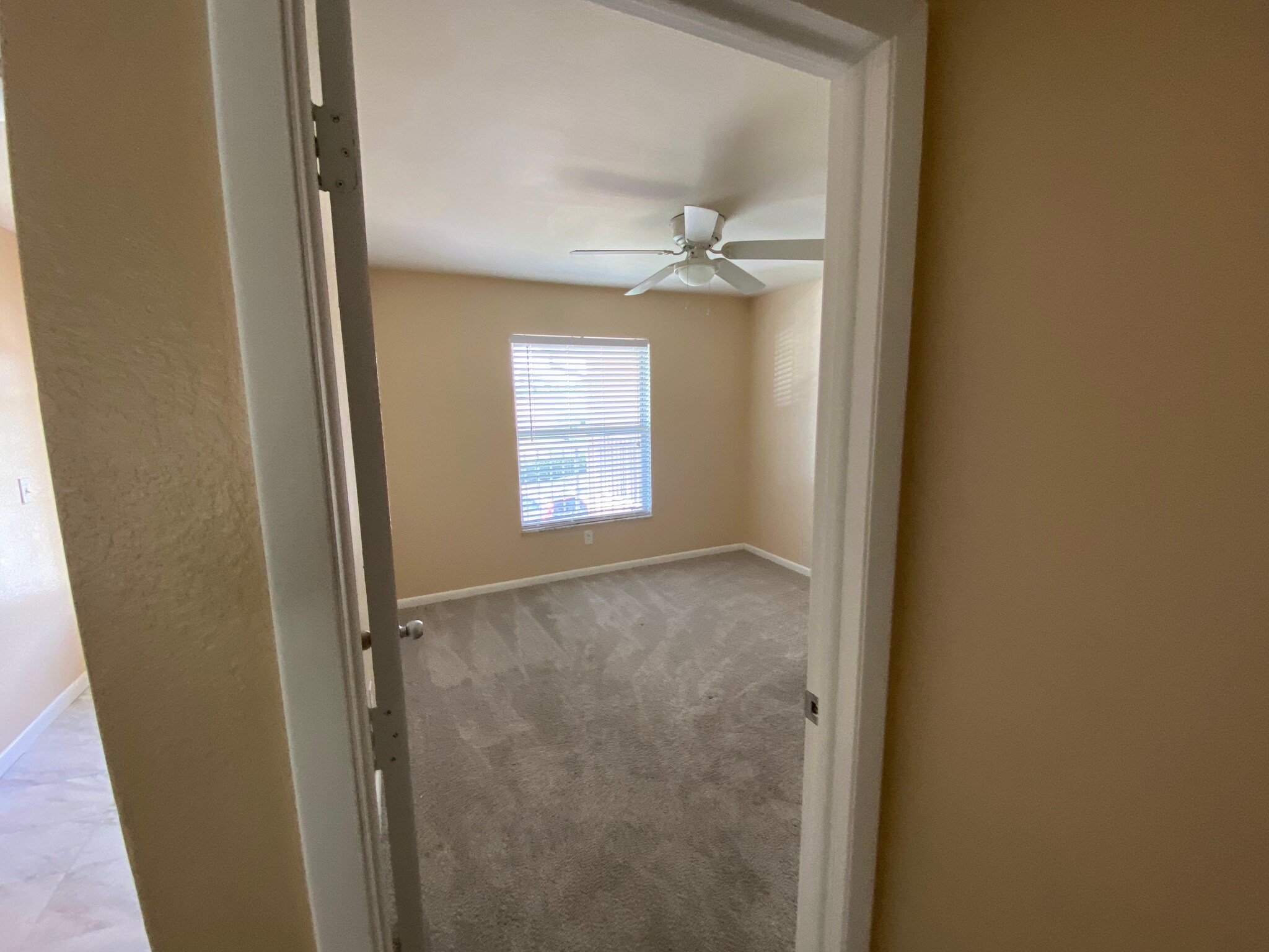 Building Photo - 1302 Derbyshire Ct