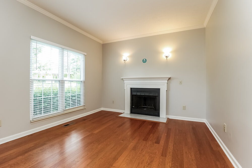 Building Photo - 1472 Aaronwood Dr