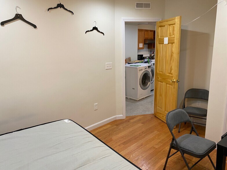 Building Photo - 179 Northampton St