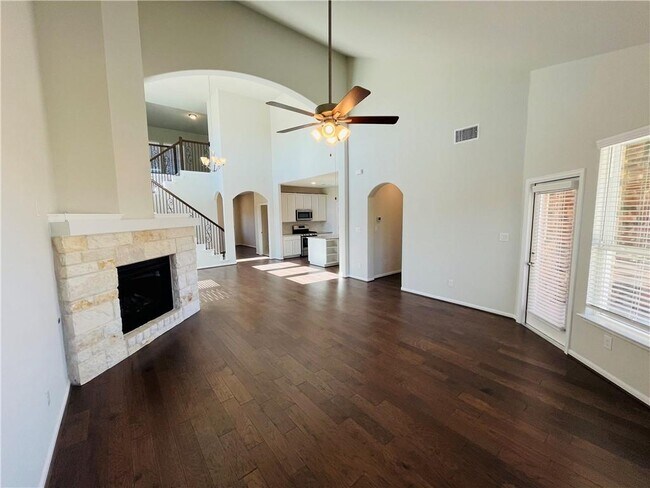 Building Photo - 243 Clear Fork Loop