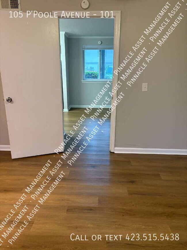 Building Photo - 105 P'Poole Ave