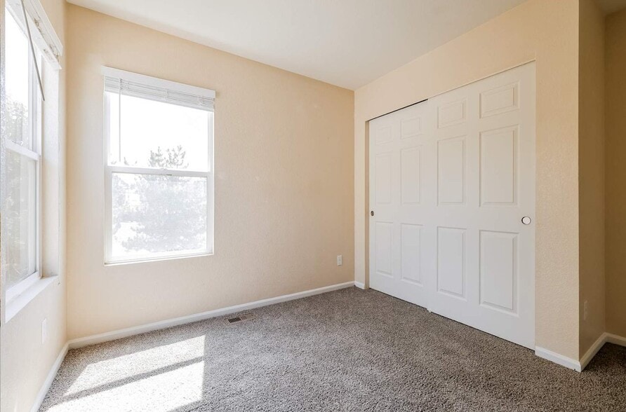 Building Photo - 4505 Andes St