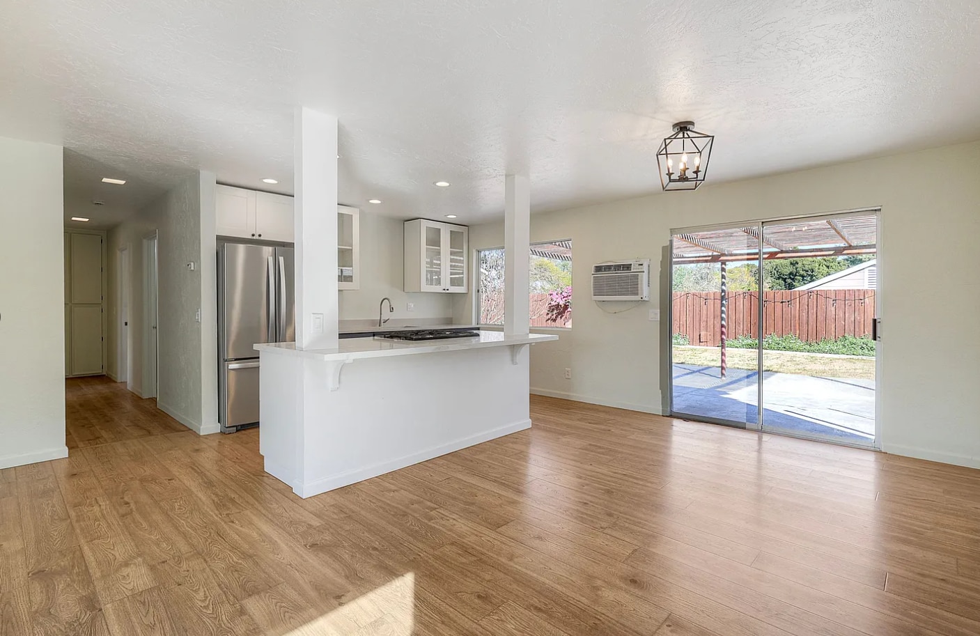 Building Photo - 2371 Berry St