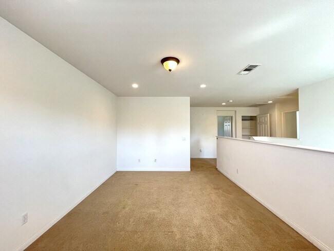 Building Photo - 7143 Leighton Dr