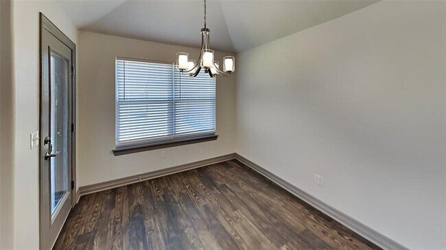 Building Photo - 9437 NW 87th St