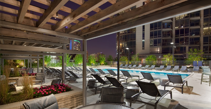 Building Photo - 353 W Hubbard St