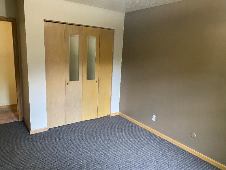 Building Photo - 4410 Timberdale Dr