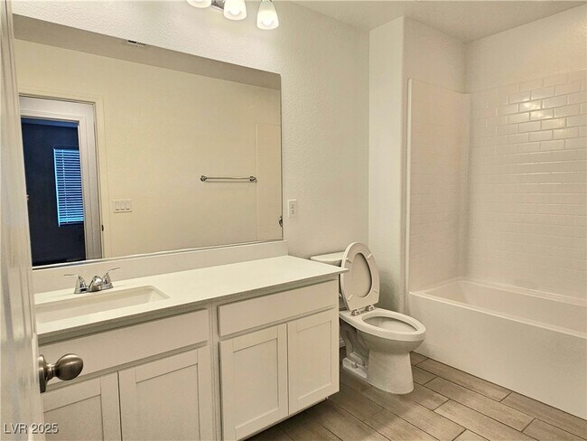 Building Photo - 6551 Dove Pt Pl