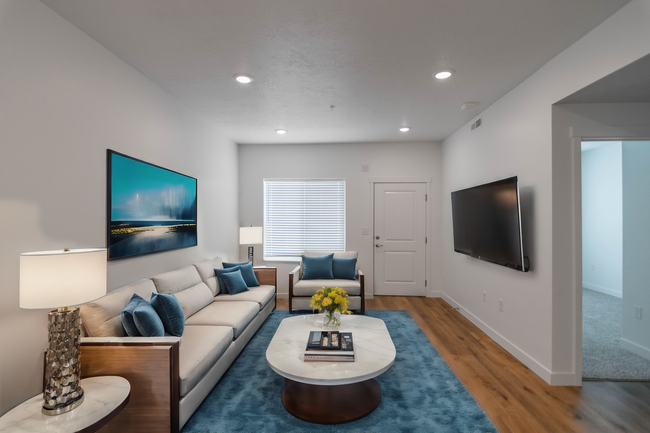 Building Photo - Charming Bedford Condo in Vista View: Incl...